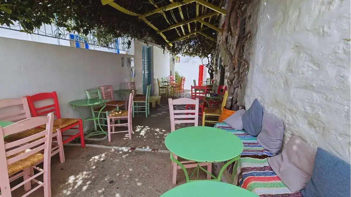 Lagkada Amorgos — traditional mountain village overlooking Aegiali Bay